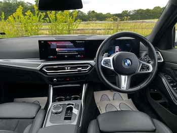 Used BMW 3 Series 2024 for sale - 78870925: Photo