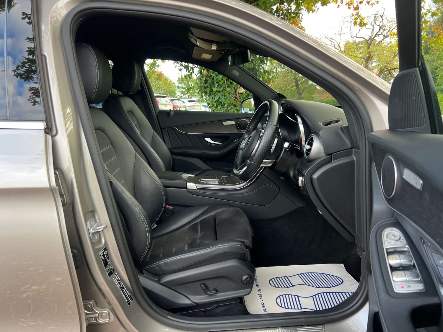 Used Mercedes-Benz GLC 2019 for sale - 76277629: Photo 16