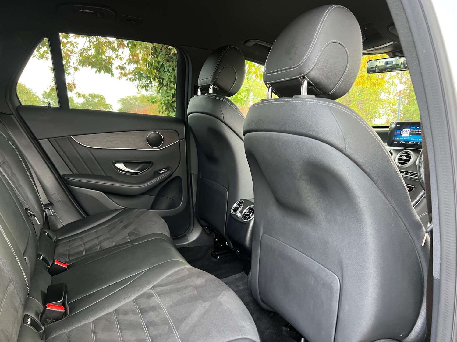 Used Mercedes-Benz GLC 2019 for sale - 76277629: Photo 17