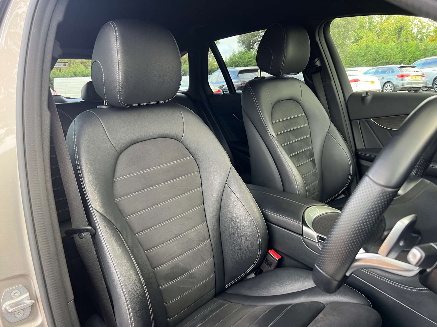 Used Mercedes-Benz GLC 2019 for sale - 76277629: Photo 7