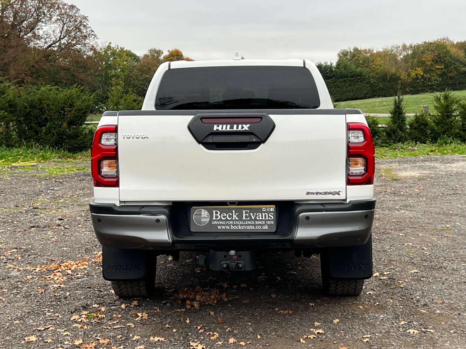 Used Toyota Hilux 2023 for sale - 76601023: Photo 17