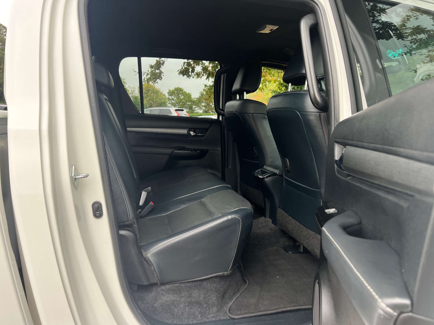 Used Toyota Hilux 2023 for sale - 76601023: Photo 22