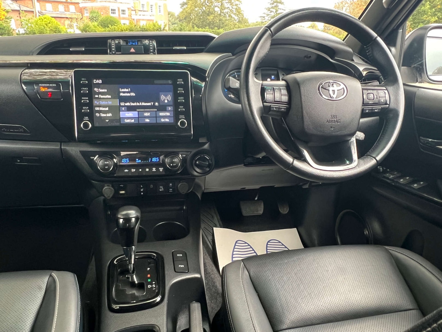 Used Toyota Hilux 2023 for sale - 76601023: Photo 4