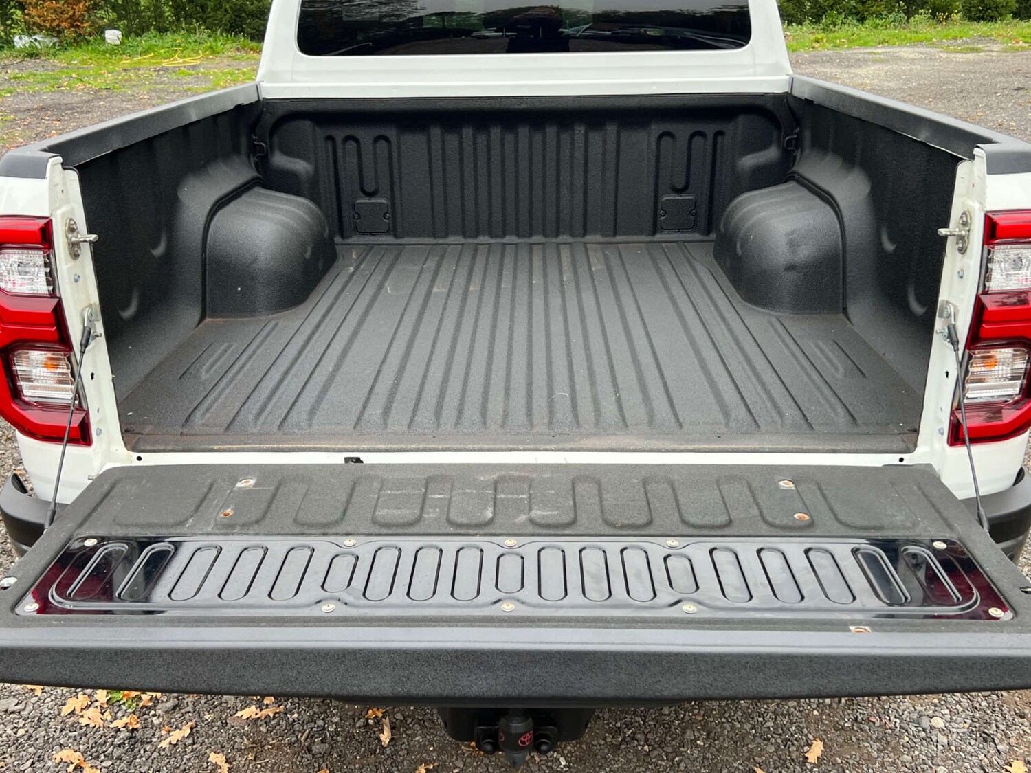 Used Toyota Hilux 2023 for sale - 76601023: Photo 8