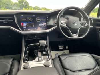 Used Volkswagen Touareg 2021 for sale - 74930110: Photo