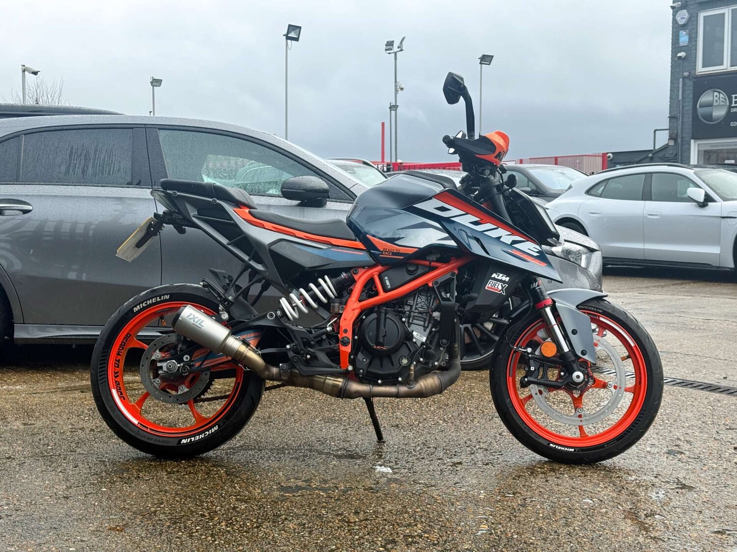 KTM 390 DUKE