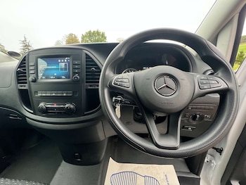 Used Mercedes-Benz Vito 2022 for sale - 76207566: Photo