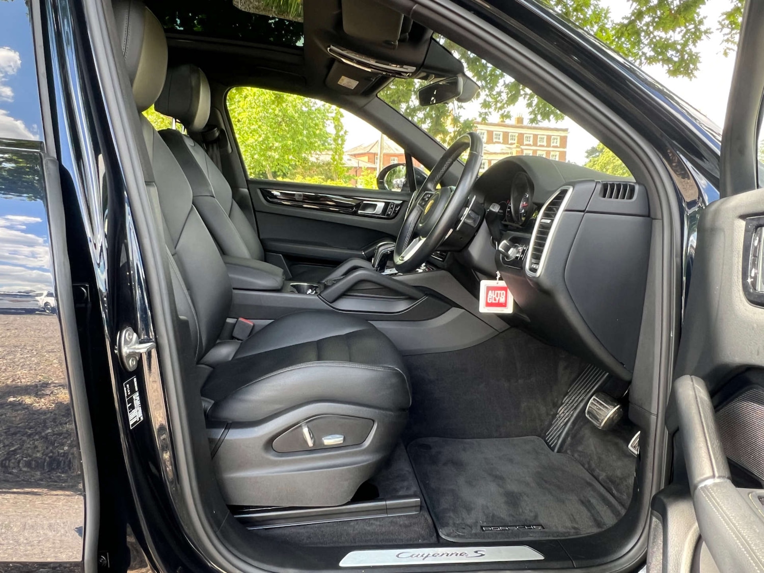 Used Porsche Cayenne 2019 for sale - 76601057: Photo 16