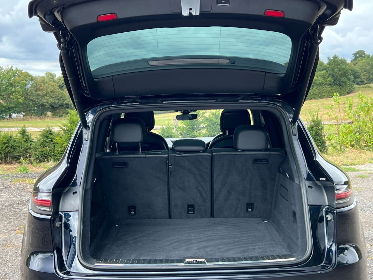 Used Porsche Cayenne 2019 for sale - 76601057: Photo 33