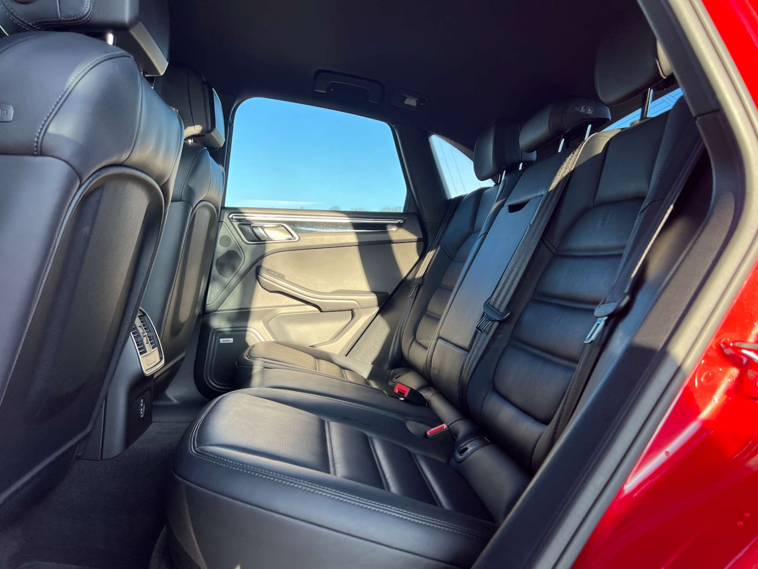 Used Porsche Macan 2019 for sale - 77070836: Photo 31