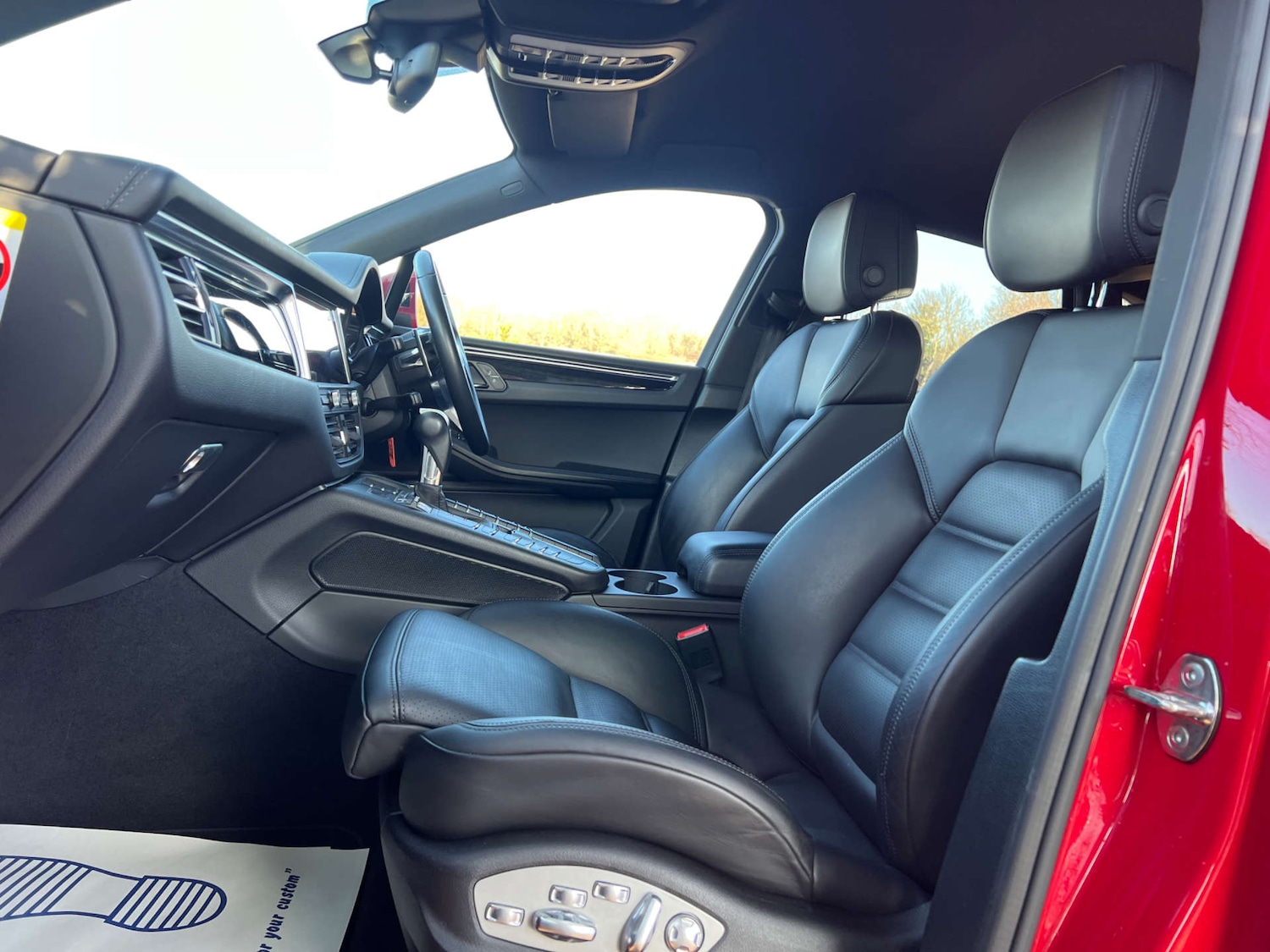 Used Porsche Macan 2019 for sale - 77070836: Photo 35