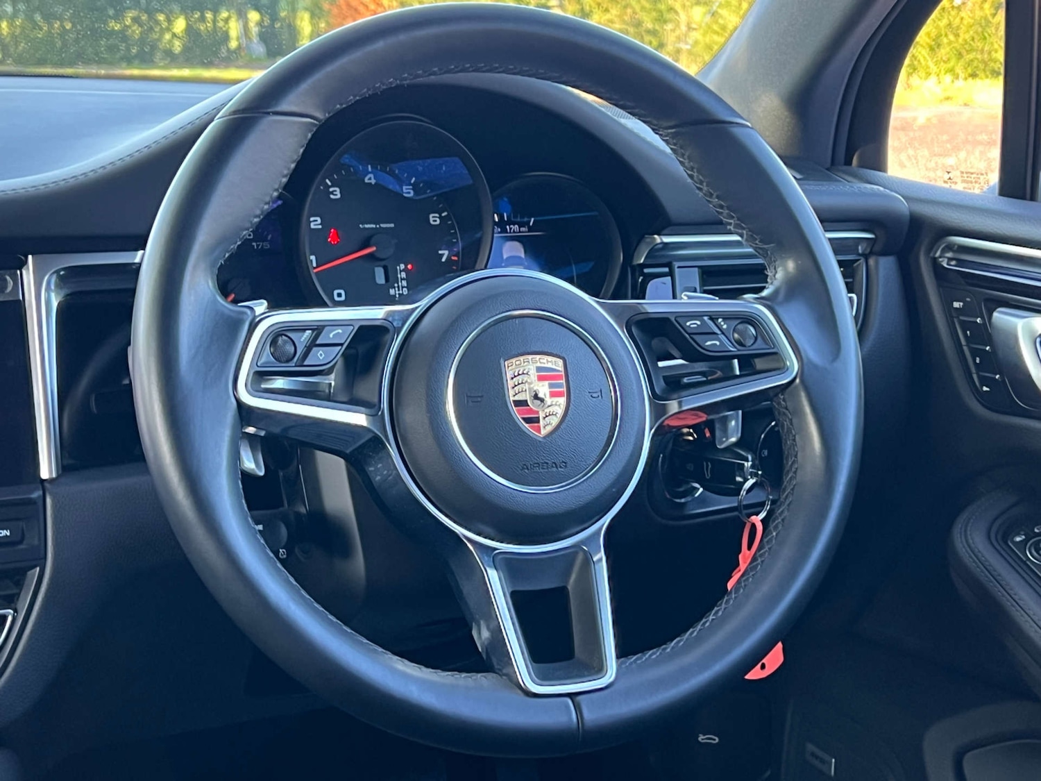 Used Porsche Macan 2019 for sale - 77070836: Photo 39