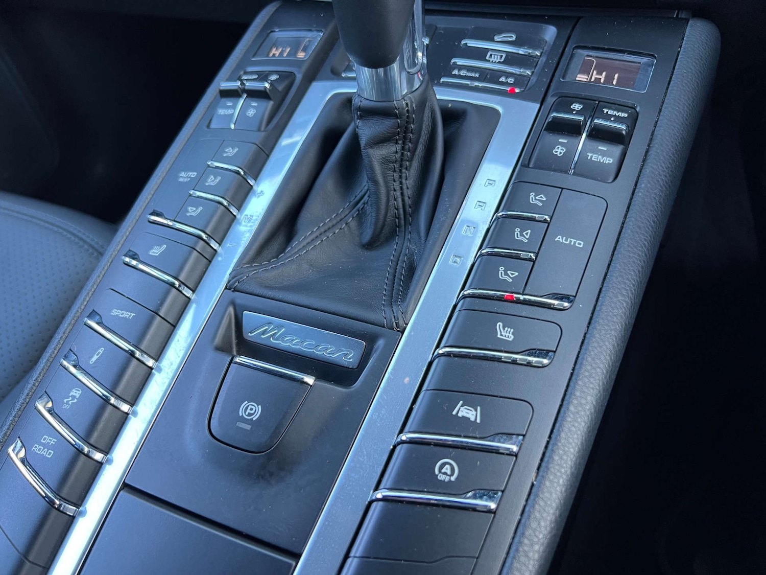 Used Porsche Macan 2019 for sale - 77070836: Photo 45