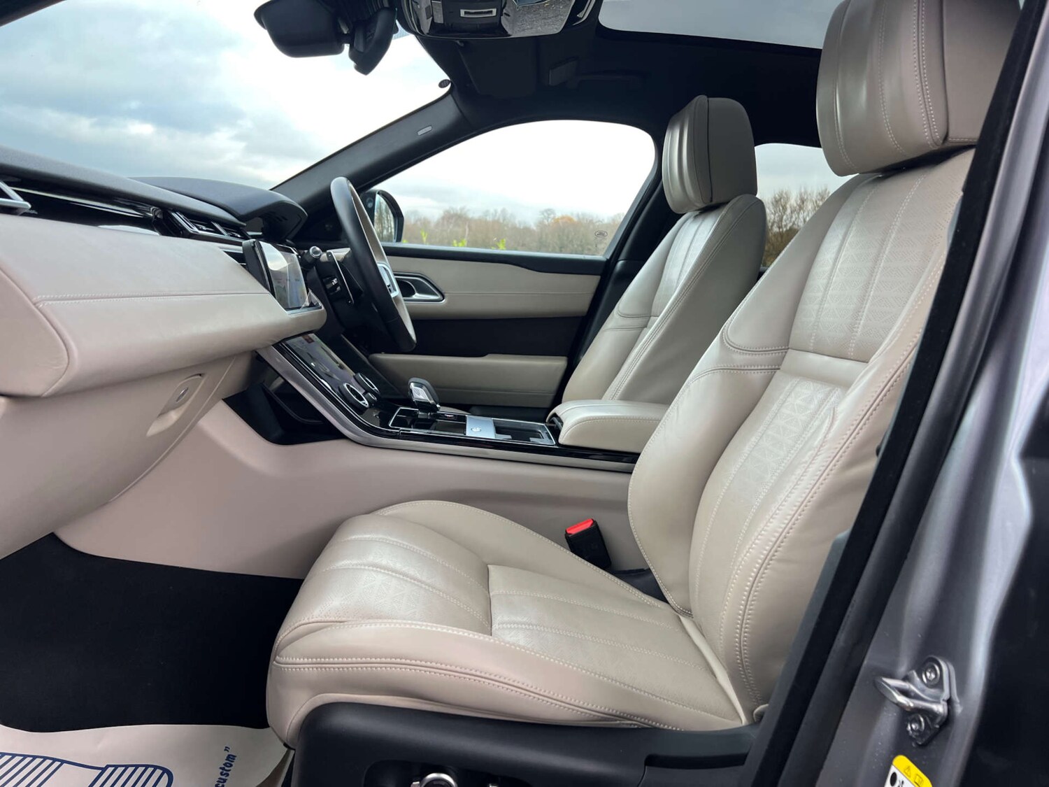 Used Land Rover Range Rover Velar 2021 for sale - 76894481: Photo 33