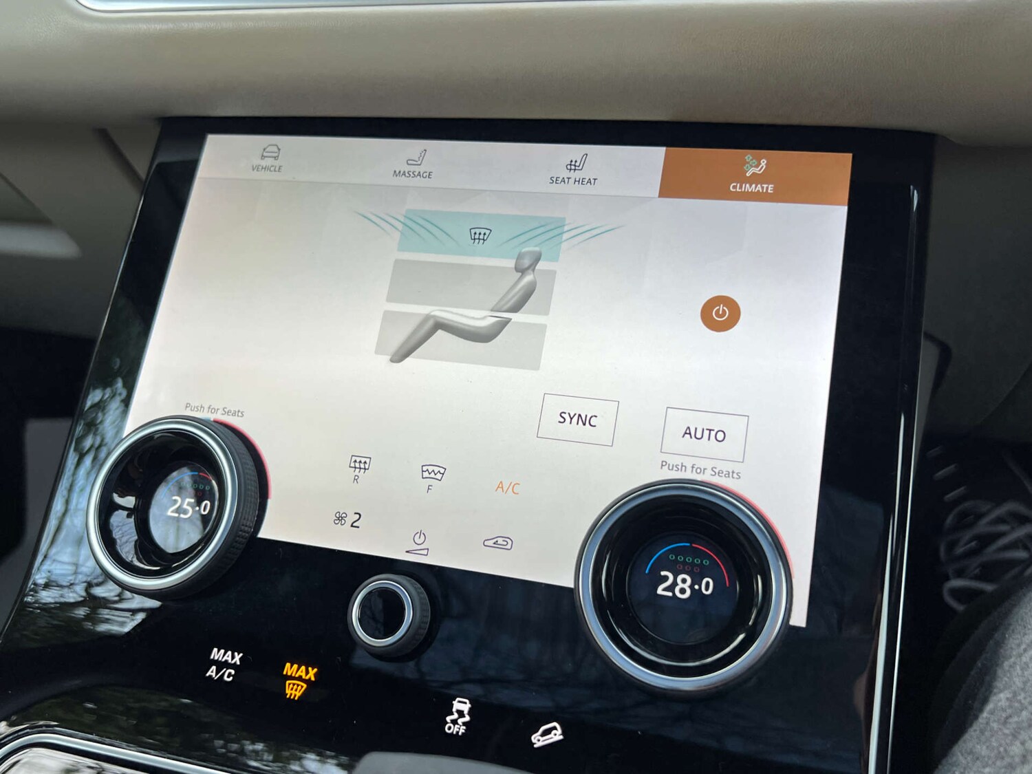 Used Land Rover Range Rover Velar 2021 for sale - 76894481: Photo 56