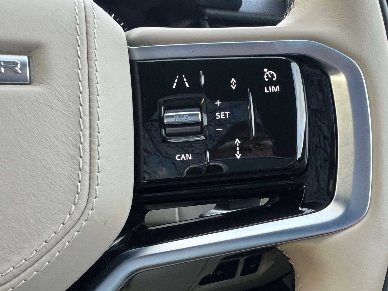 Used Land Rover Range Rover Velar 2021 for sale - 76894481: Photo 59