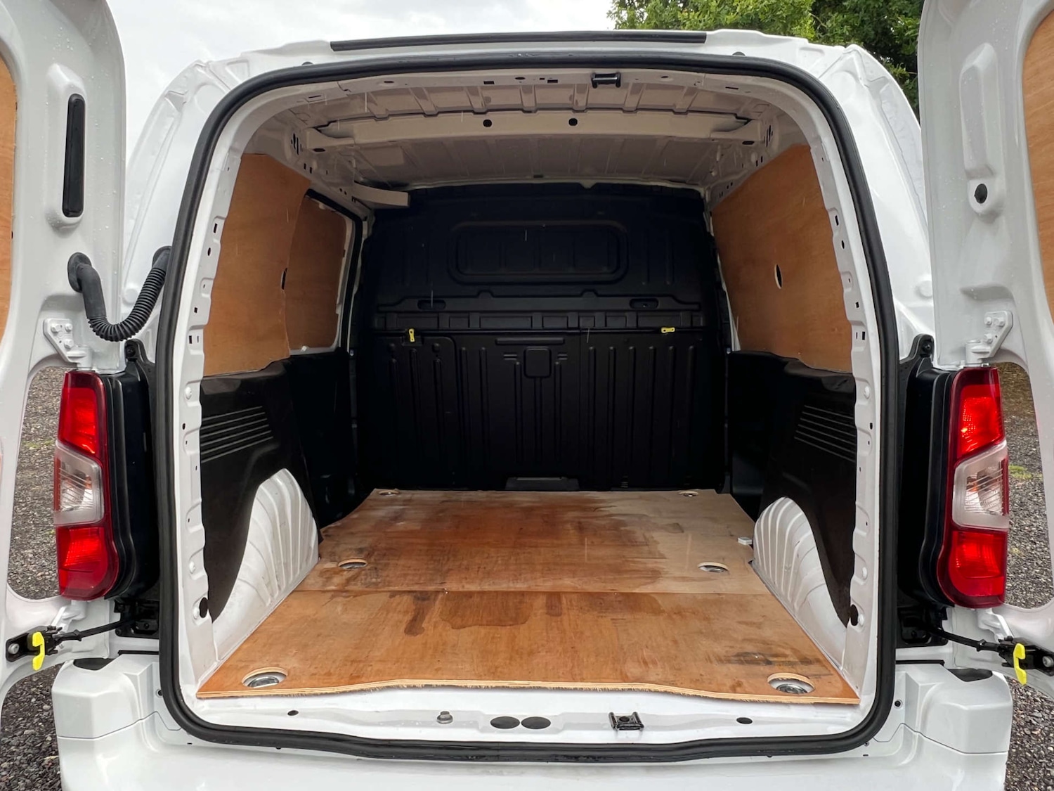 Used Vauxhall Combo 2024 for sale - 76601295: Photo 5