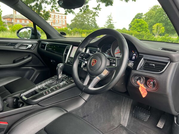 Used Porsche Macan 2018 for sale - 74857845: Photo 28