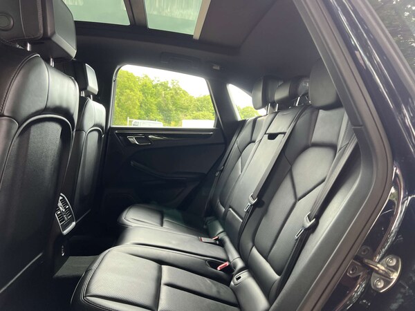 Used Porsche Macan 2018 for sale - 74857845: Photo 33