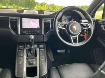 Used Porsche Macan 2018 for sale - 74857845: Photo