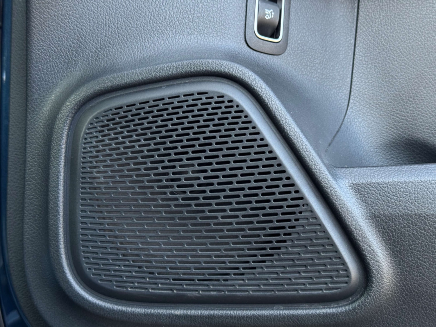 Used Mercedes-Benz EQA 2022 for sale - 76713385: Photo 23