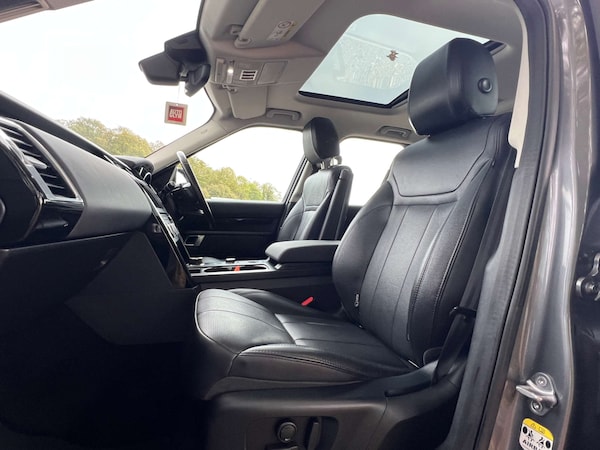Used Land Rover Discovery 2017 for sale - 76197211: Photo 32