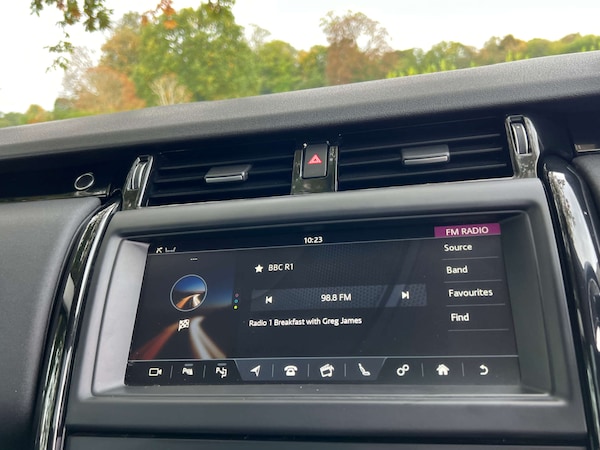 Used Land Rover Discovery 2017 for sale - 76197211: Photo 37