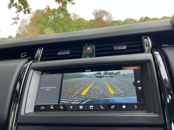 Used Land Rover Discovery 2017 for sale - 76197211: Photo 54