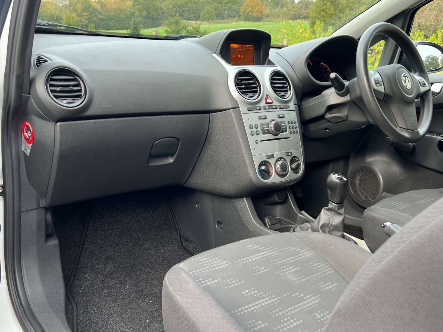 Used Vauxhall Corsa 2015 for sale - 76263522: Photo 25