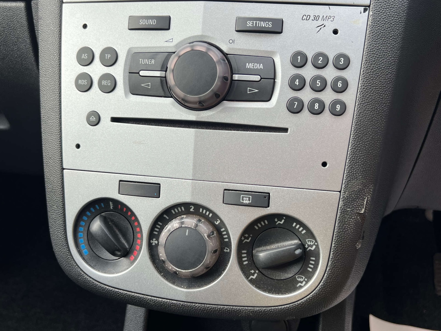 Used Vauxhall Corsa 2015 for sale - 76263522: Photo 34