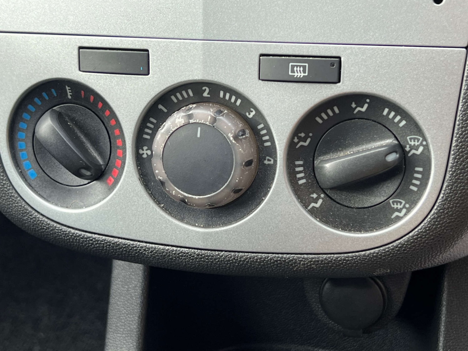 Used Vauxhall Corsa 2015 for sale - 76263522: Photo 38