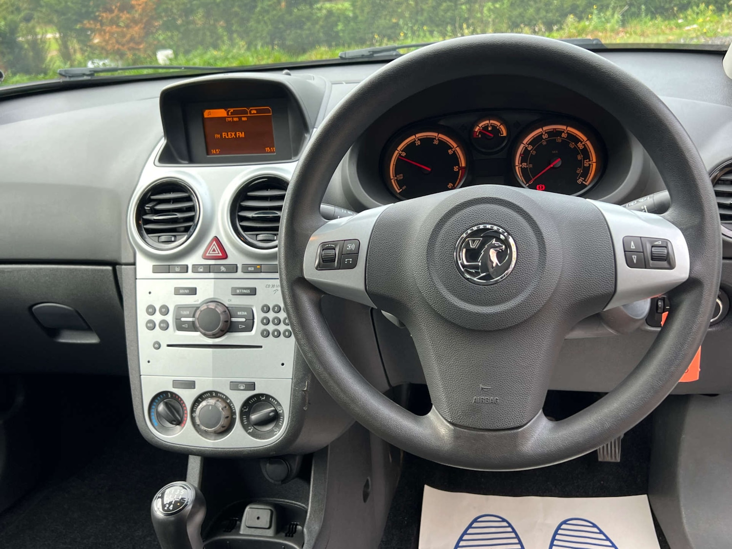 Used Vauxhall Corsa 2015 for sale - 76263522: Photo 4