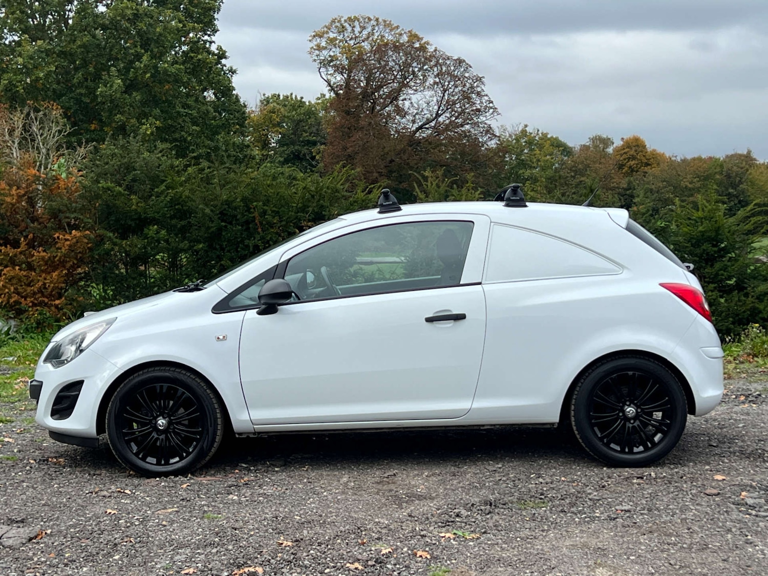 Used Vauxhall Corsa 2015 for sale - 76263522: Photo 5