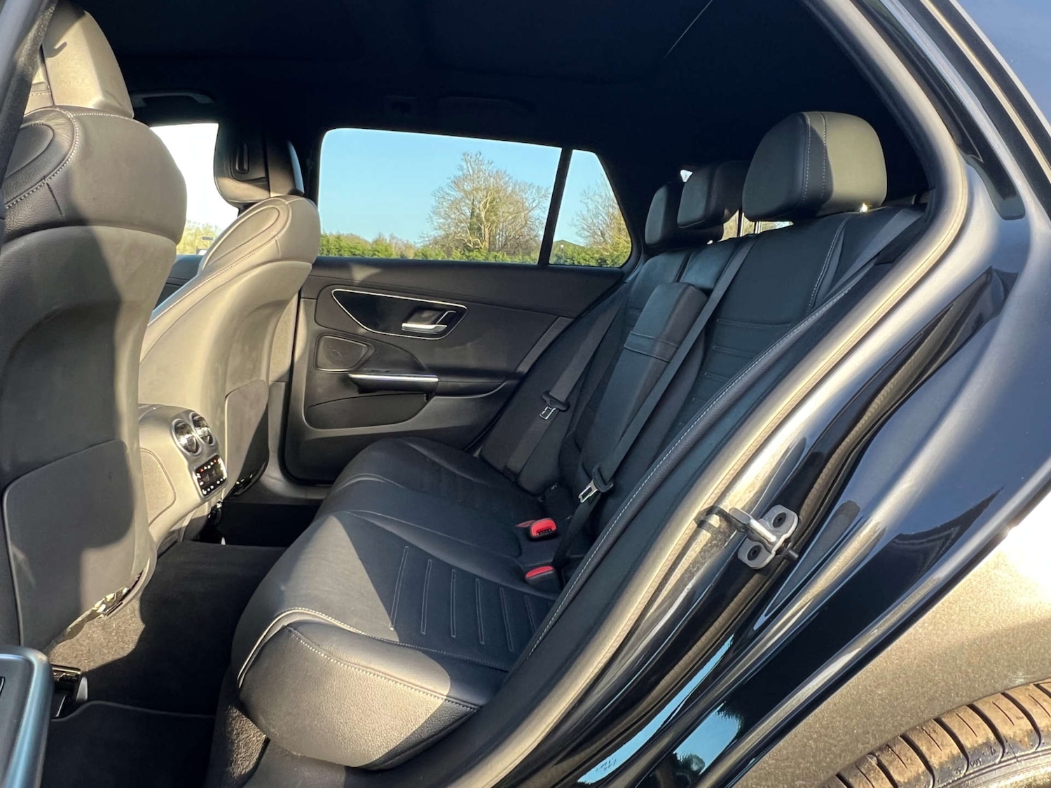 Used Mercedes-Benz C Class 2022 for sale - 77609363: Photo 26