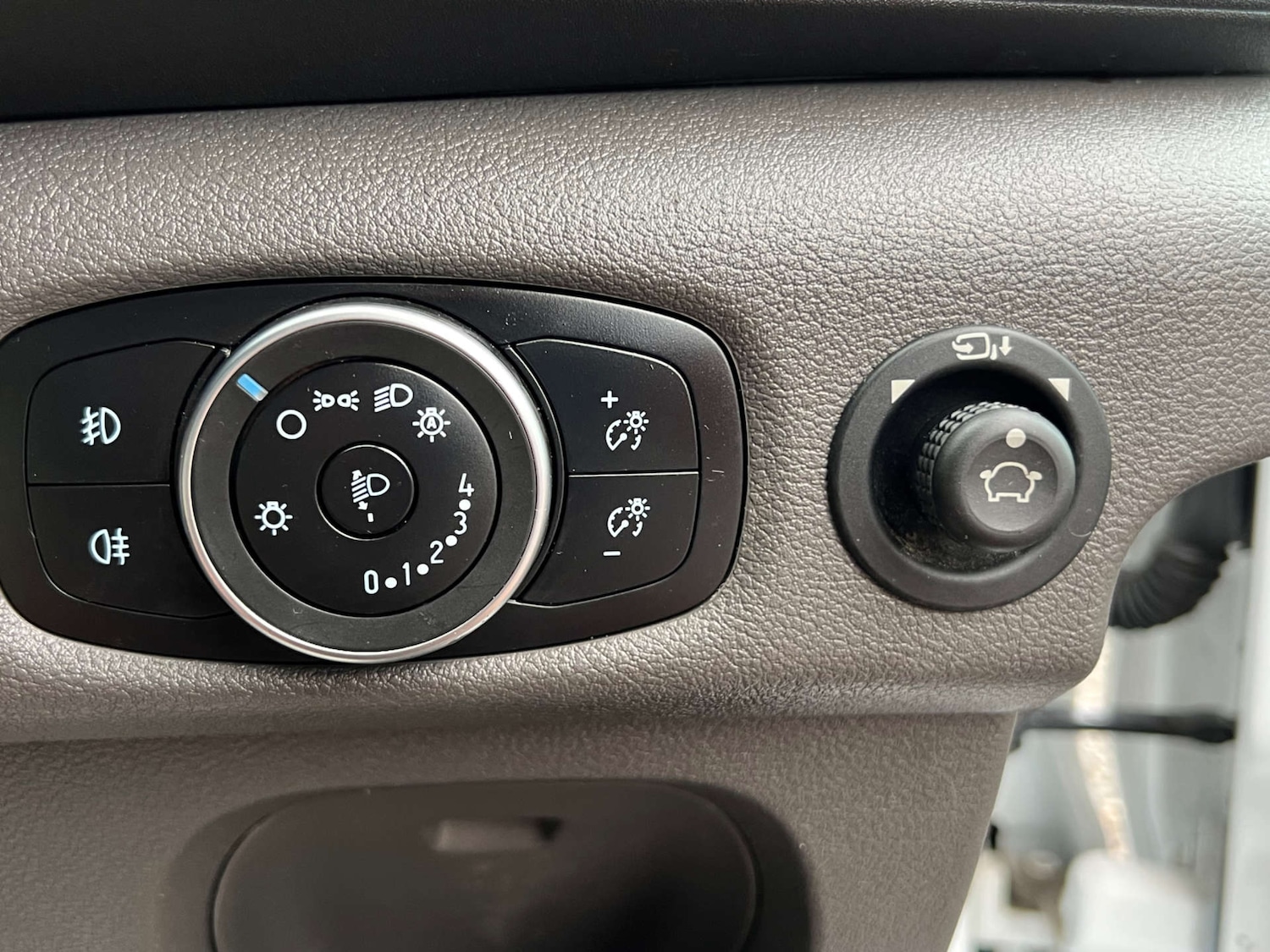 Used Ford Transit 2022 for sale - 76367325: Photo 71