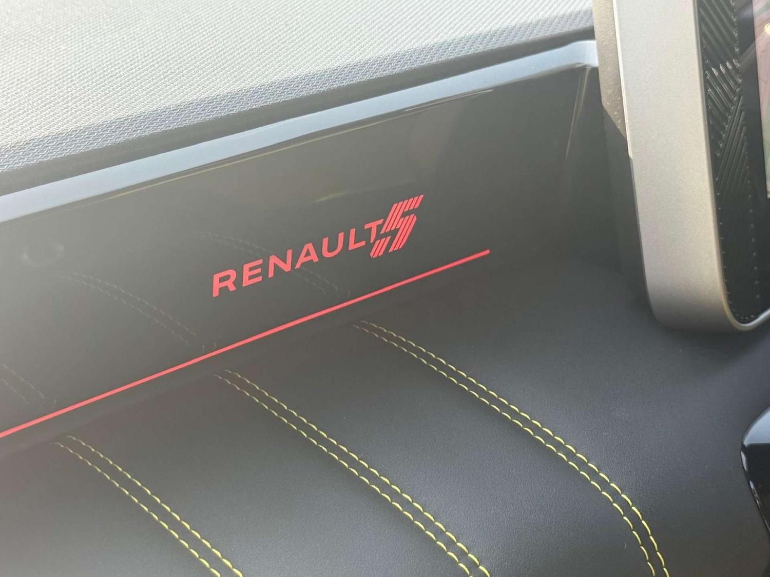 Used Renault 5 2025 for sale - 77693809: Photo 8