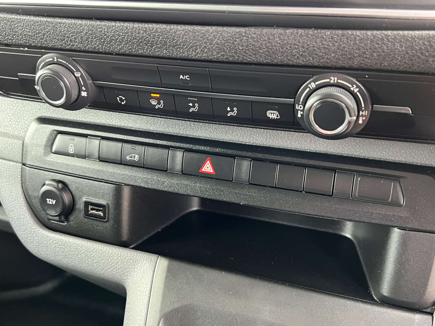 Used Vauxhall Vivaro 2023 for sale - 76304369: Photo 41
