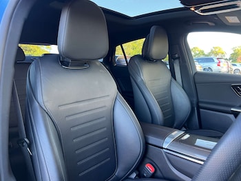 Used Mercedes-Benz GLC 2023 for sale - 76182604: Photo 4