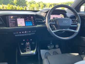 Used Audi Q4 e-tron 2024 for sale - 74674643: Photo