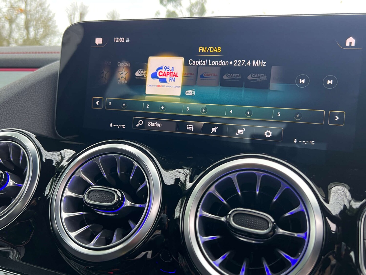 Used Mercedes-Benz EQA 2021 for sale - 76713383: Photo 40