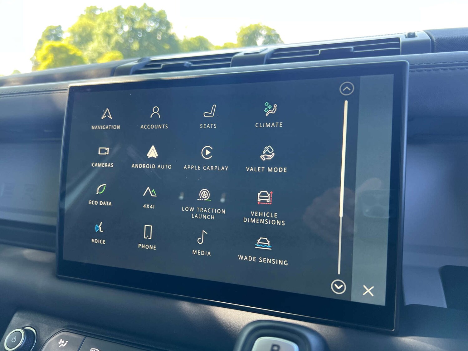 Used Land Rover Defender 2024 for sale - 76553714: Photo 33