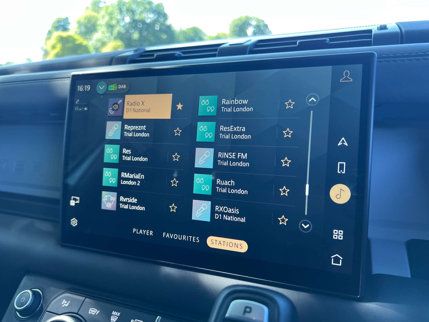 Used Land Rover Defender 2024 for sale - 76553714: Photo 40