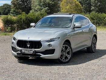 Used Maserati Levante 2018 for sale - 79353181: Photo