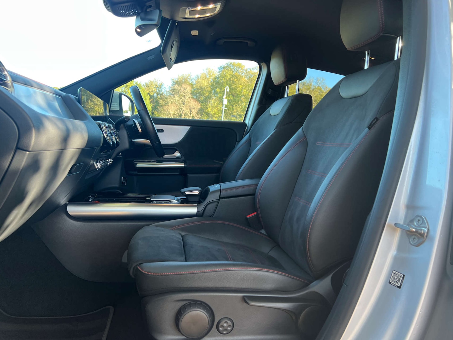 Used Mercedes-Benz EQA 2021 for sale - 76352602: Photo 38