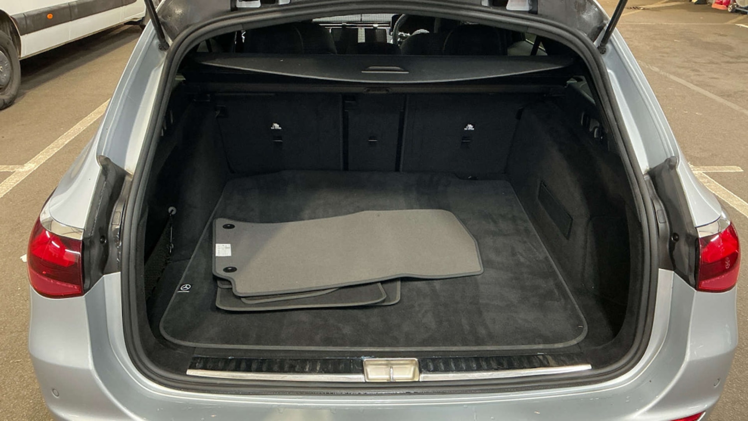 Used Mercedes-Benz E Class 2024 for sale - 76897270: Photo 11