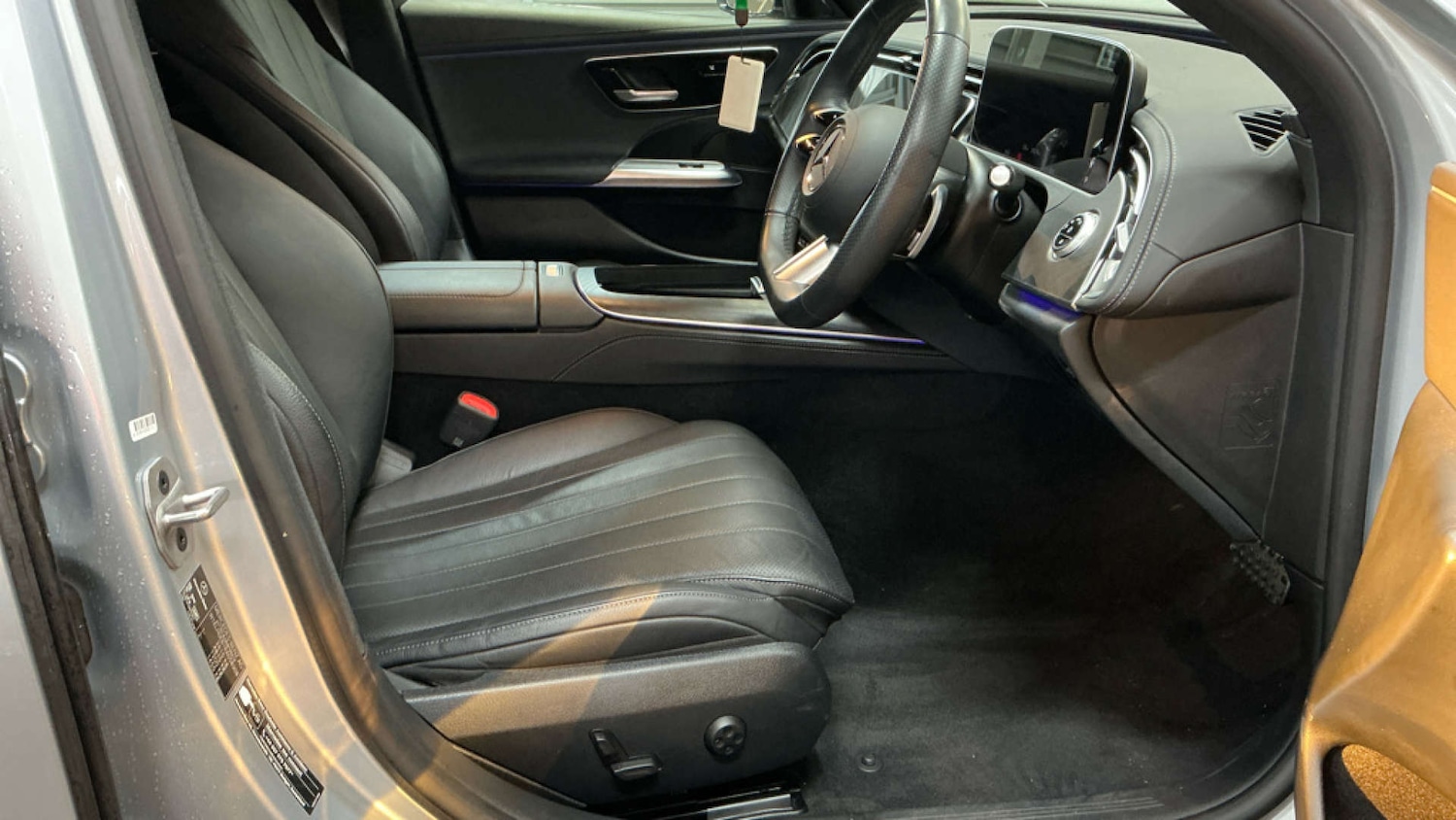 Used Mercedes-Benz E Class 2024 for sale - 76897270: Photo 2