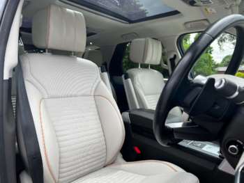 Used Land Rover Discovery 2019 for sale - 74804329: Photo