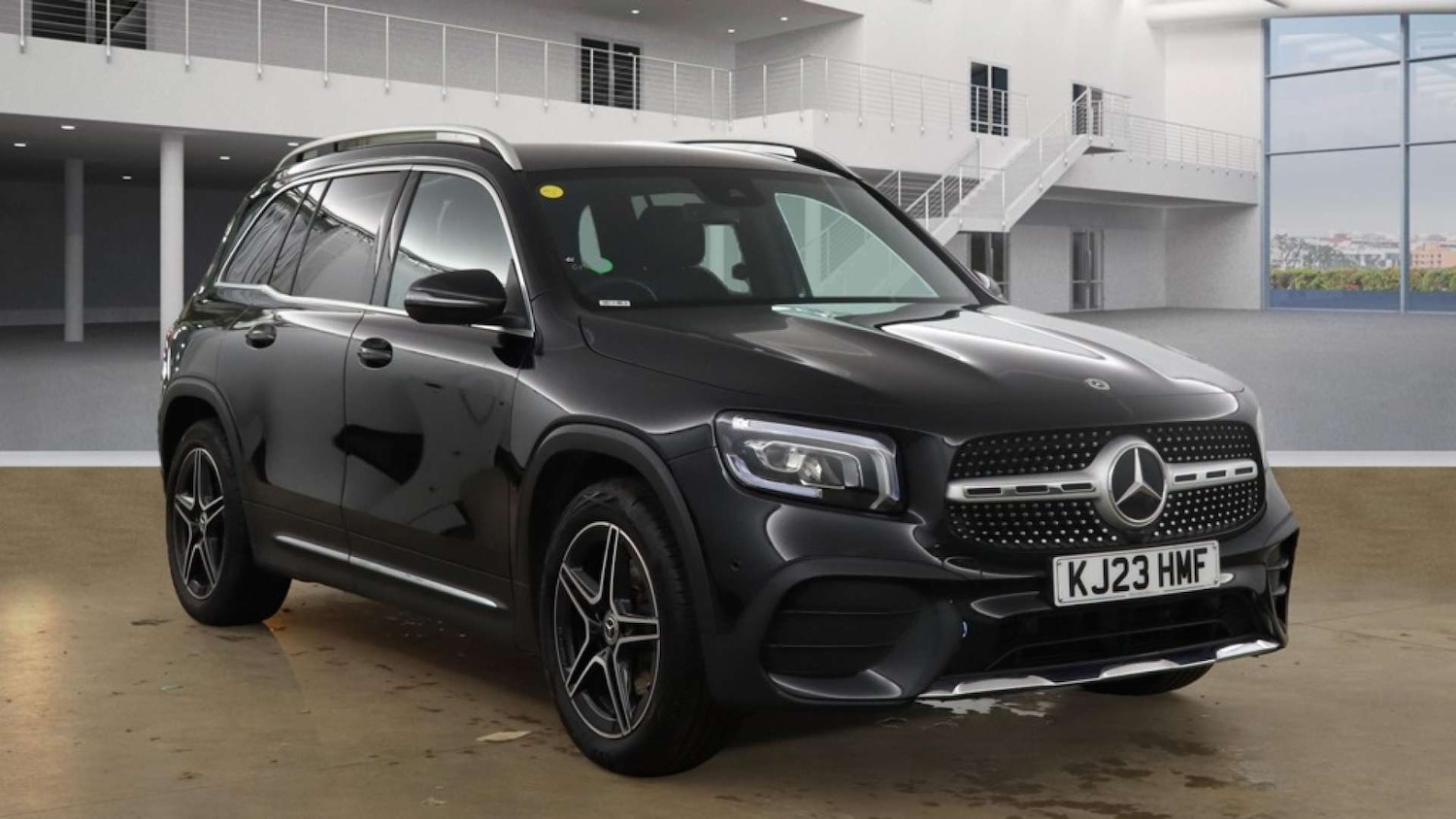 Used Mercedes-Benz GLB 2023 for sale - 76744020: Photo 1