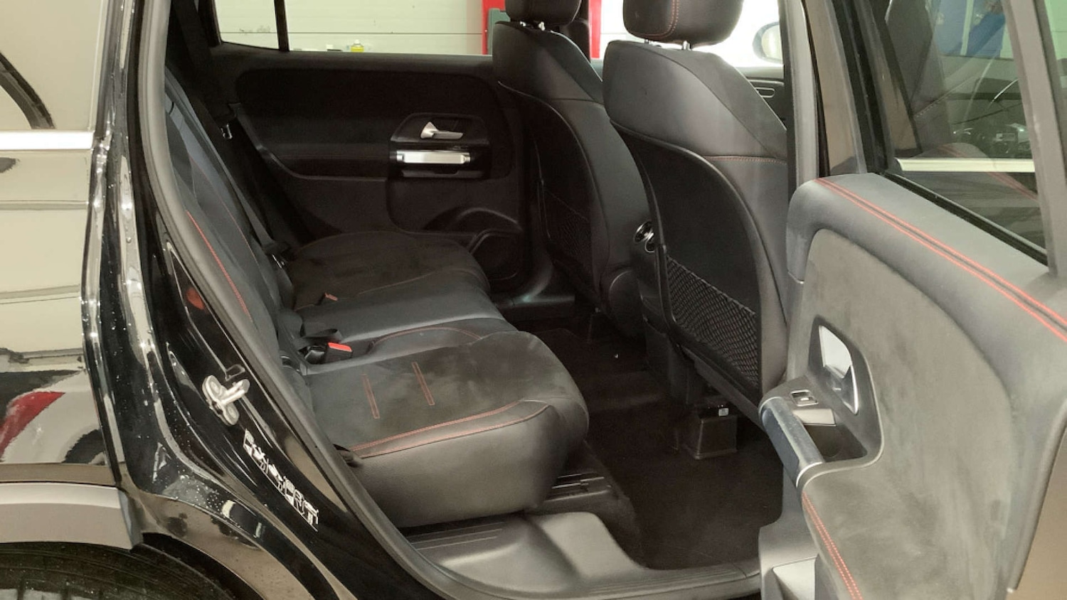 Used Mercedes-Benz GLB 2023 for sale - 76744020: Photo 11