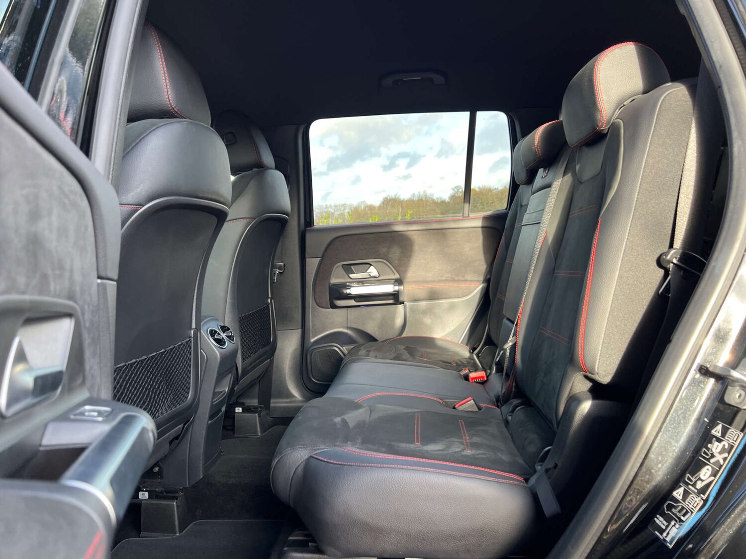 Used Mercedes-Benz GLB 2023 for sale - 76744020: Photo 31